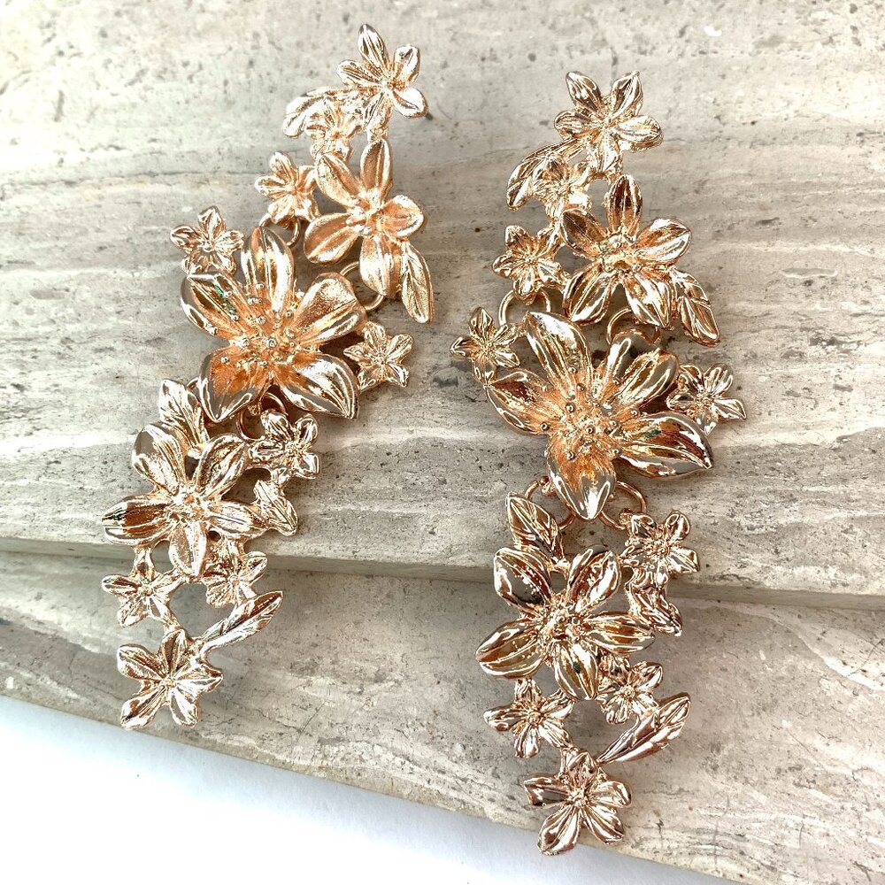 NEW~ Anthropologie Long Rose Gold Floral Dangle Earrings